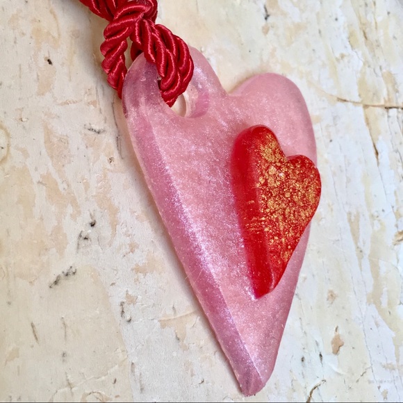 Pink pearl double heart necklace - Picture 5 of 6